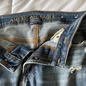 DISTRESSED CHIC American Eagle Blue Denim Worn In Holes Slim Fit Jeans 32x30